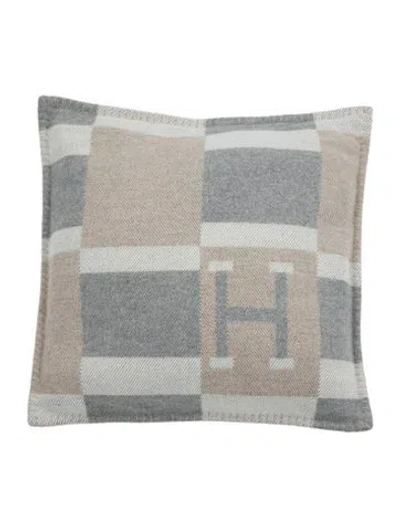 Pre-owned Hermes Avalon Bayadere Throw Pillow In Gray