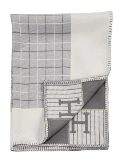 Pre-owned Hermes Avalon Cabriole Baby Throw Blanket In Grey
