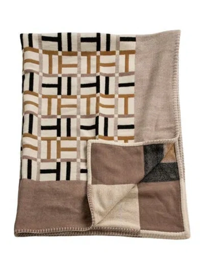 Pre-owned Hermes Avalon Facade Throw Blanket In Neutrals
