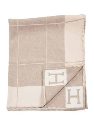 Pre-owned Hermes Avalon Iii Throw Blanket In Neutrals