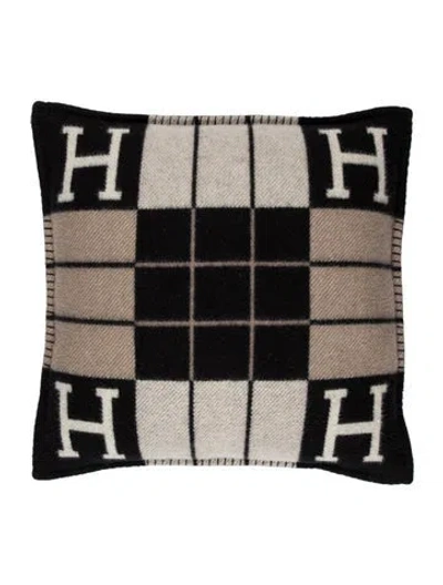 Pre-owned Hermes Avalon Iii Throw Pillow