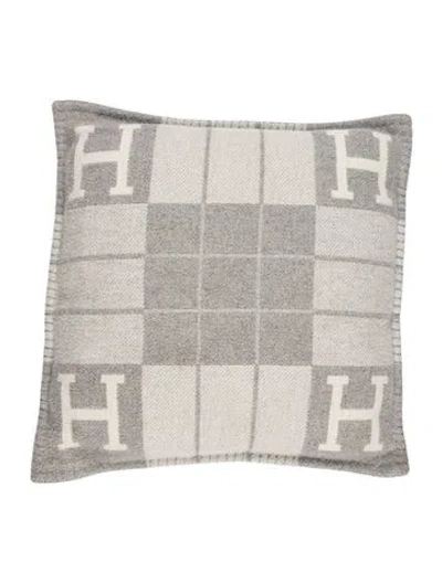 Pre-owned Hermes Avalon Iii Throw Pillow In Grey