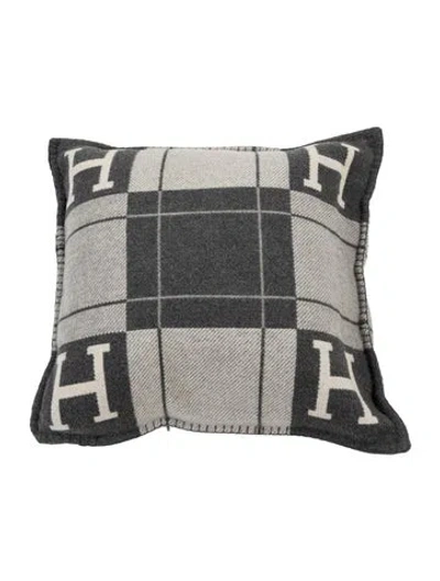 Pre-owned Hermes Avalon Iii Throw Pillow In Grey