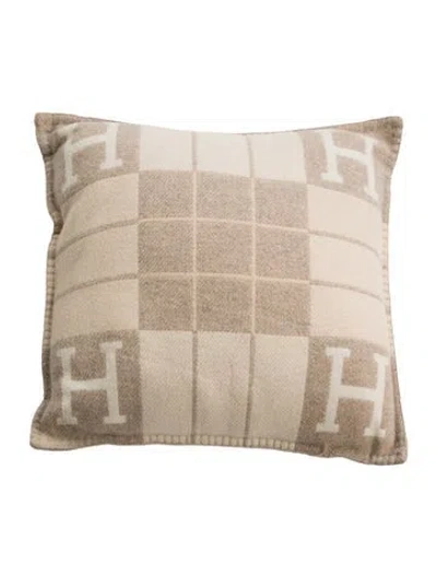 Pre-owned Hermes Avalon Iii Throw Pillow In Neutrals