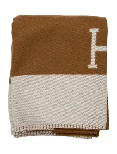 Pre-owned Hermes Avalon Throw Blanket In Brown