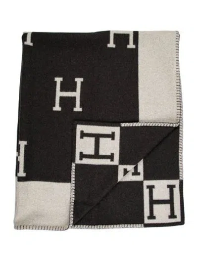 Pre-owned Hermes Avalon Throw Blanket In Gray
