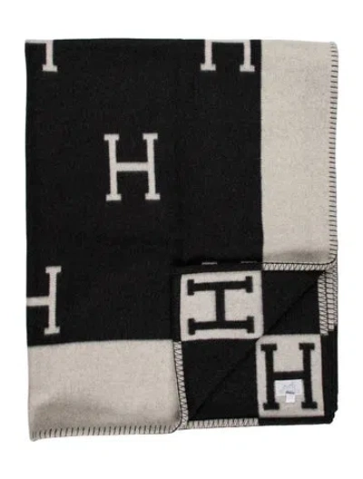 Pre-owned Hermes Avalon Throw Blanket In Multi