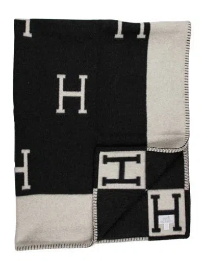 Pre-owned Hermes Avalon Throw Blanket In Multi