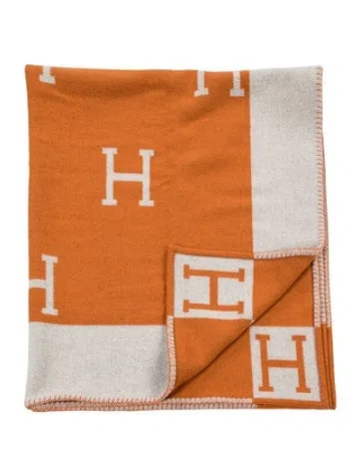 Pre-owned Hermes Avalon Throw Blanket In Neutrals/orange