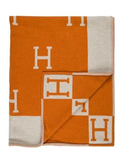 Pre-owned Hermes Avalon Throw Blanket In Orange