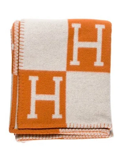 Pre-owned Hermes Avalon Throw Blanket In Orange