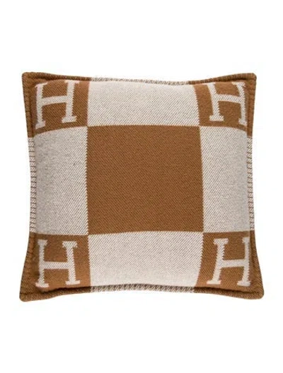 Pre-owned Hermes Avalon Throw Pillow In Brown
