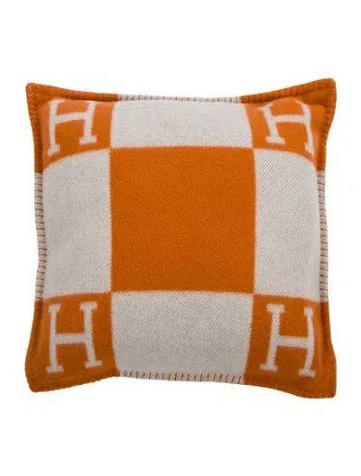 Pre-owned Hermes Avalon Throw Pillow In Orange