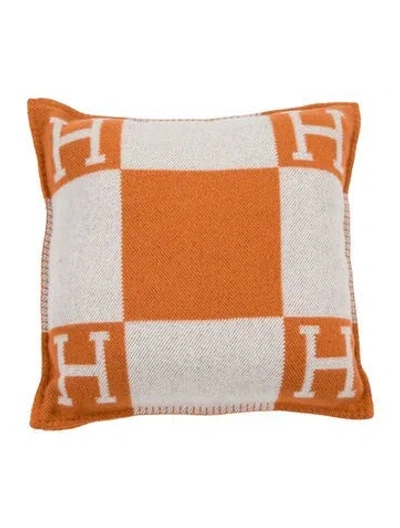 Pre-owned Hermes Avalon Throw Pillow In Orange