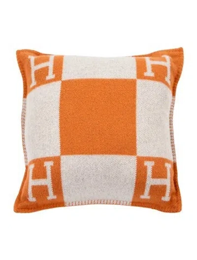 Pre-owned Hermes Avalon Throw Pillow In Orange