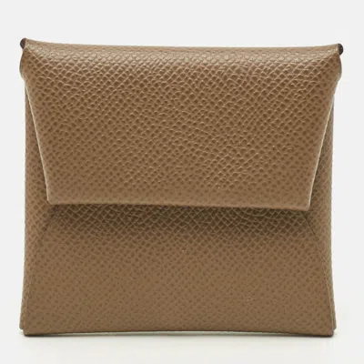 Pre-owned Hermes Bastia Etoupe Epsom Leather Change Purse In Gray
