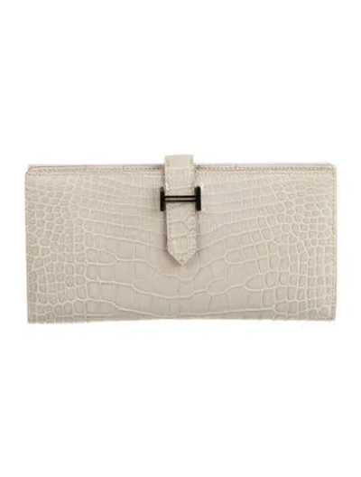Pre-owned Hermes Bearn Classic Wallet In Neutral