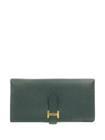 Pre-owned Hermes Bearn Long Wallet In Green