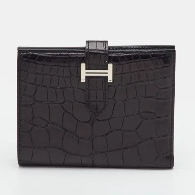 Pre-owned Hermes Bearn Noir Alligator Compact Wallet In Black
