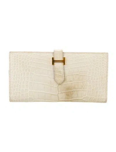 Pre-owned Hermes Bearn Soufflet Wallet In Neutral