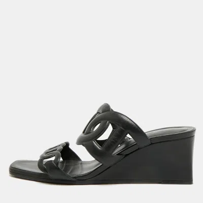 Pre-owned Hermes Bikini Size 38.5 Black Leather Wedge Sandals