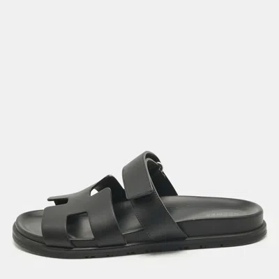 Pre-owned Hermes Black Leather Chypre Flat Sandals Size 40.5