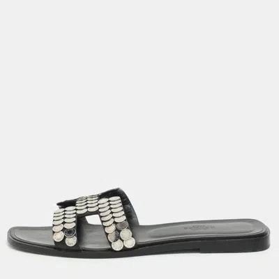 Pre-owned Hermes Hermès Black Leather Clou De Selle Embellished Oran Flat Slides Size 39