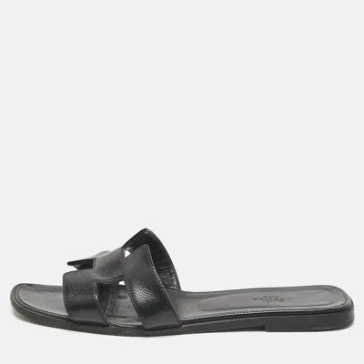 Pre-owned Hermes Black Patent Leather Oran Flat Slides Size 39.5