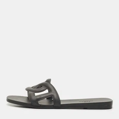 Pre-owned Hermes Black Rubber Aloha Flat Slides Size 35