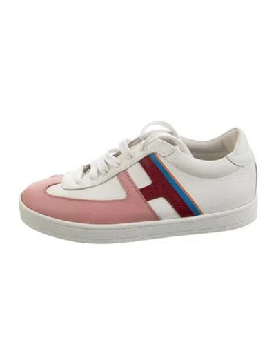 Pre-owned Hermes Boomerang Sneakers In White