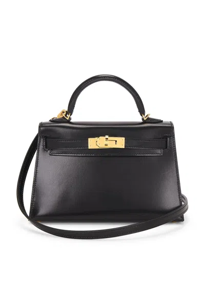 Pre-owned Hermes Box Kelly 20 Handbag In Black