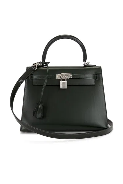 Pre-owned Hermes Box Kelly 25 Sellier Handbag In Black