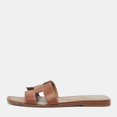 Pre-owned Hermes Brown Leather Oran Flat Slides Size 40