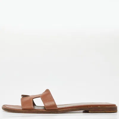Pre-owned Hermes Brown Leather Oran Slide Flats Size 41