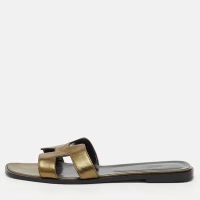 Pre-owned Hermes Brown Metallic Leather Oran Flat Slide Sandals Size 42