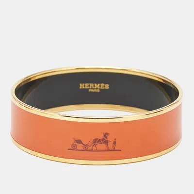Pre-owned Hermes Caleche Orange Enamel Gold Plated Bracelet