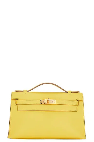 Pre-owned Hermes Calfskin Kelly Pochette Handbag In Yellow