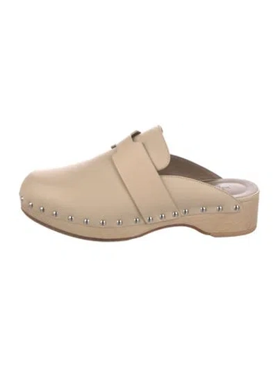 Pre-owned Hermes Calya H Logo Mules In Neutral