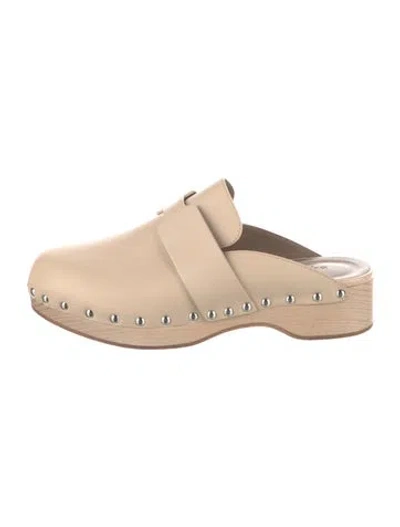 Pre-owned Hermes Calya Leather Mules In Neutral