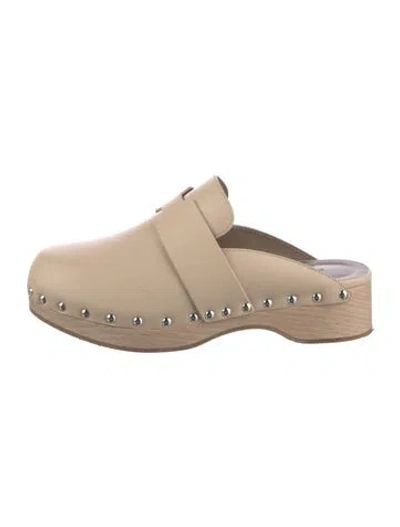 Pre-owned Hermes Calya Leather Mules In Neutral