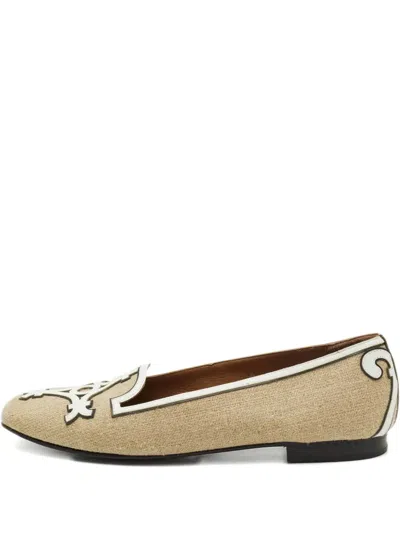 Pre-owned Hermes Canvas Flats In Neutral