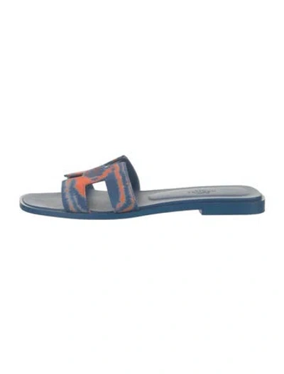 Pre-owned Hermes Canvas Tie-dye Print Slides In Blue