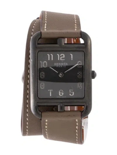 Pre-owned Hermes Cape Cod Shadow Watch In Multi