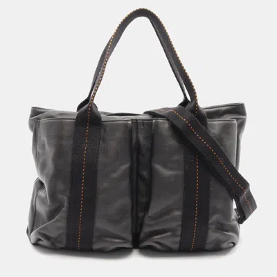 Pre-owned Hermes Caravan Horizontal Mm Black Leather Crossbody Bag