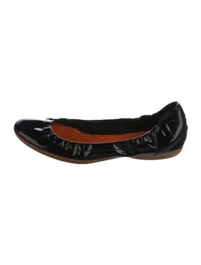 Pre-owned Hermes Carina Patent Leather Ballet Flats In Black
