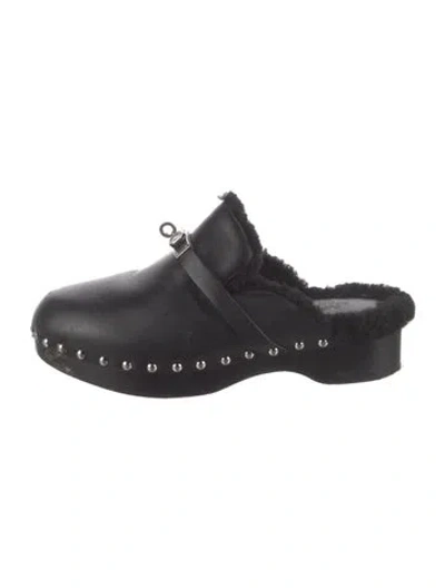 Pre-owned Hermes Carlotta Leather Mules In Black