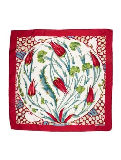 Pre-owned Hermes Céramique Ottomane Silk Scarf In Red