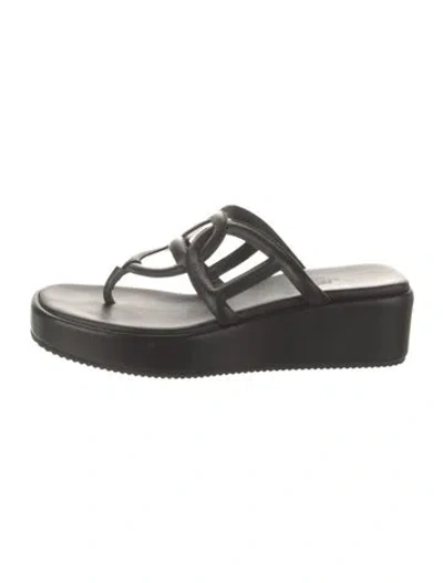 Pre-owned Hermes Chaîne D'ancre Insignia Leather Flip Flops In Black