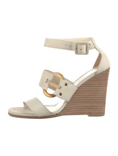 Pre-owned Hermes Chaîne D'ancre Insignia Leather Sandals In White