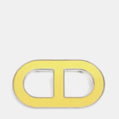 Pre-owned Hermes Chandal Brooch In Yellow